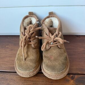 Ugg Kids Neumel Boots Size 11